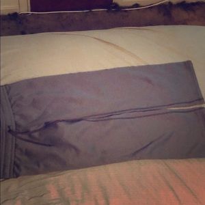 Youth Small, Gray, Under Armour sweat pants